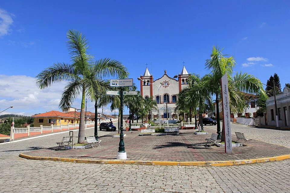 Matriz de São João Batista — Queluz, São Paulo