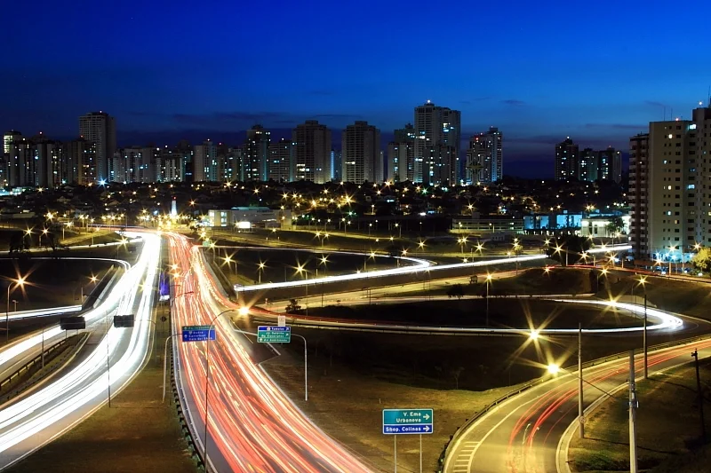 Vista noturna de São José dos Campos — São José dos Campos, São Paulo