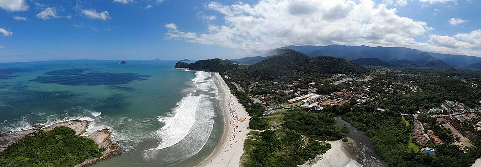 Praia de Camburi — São Sebastião, São Paulo